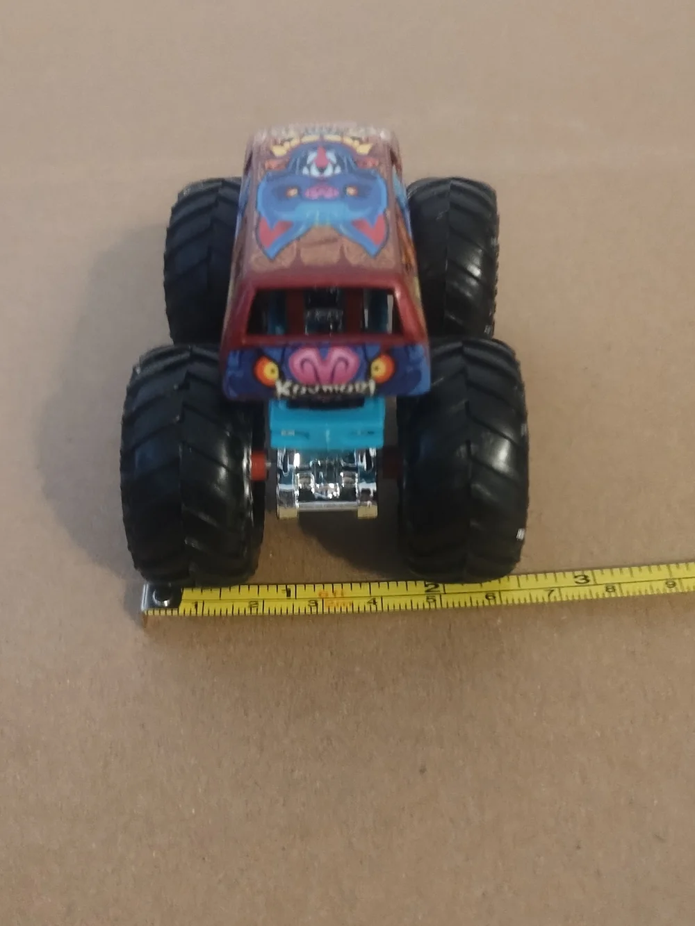 Hot Wheels Monster Trucks KOUMORI Monster Truck 1:64 Die cast metal and plastic